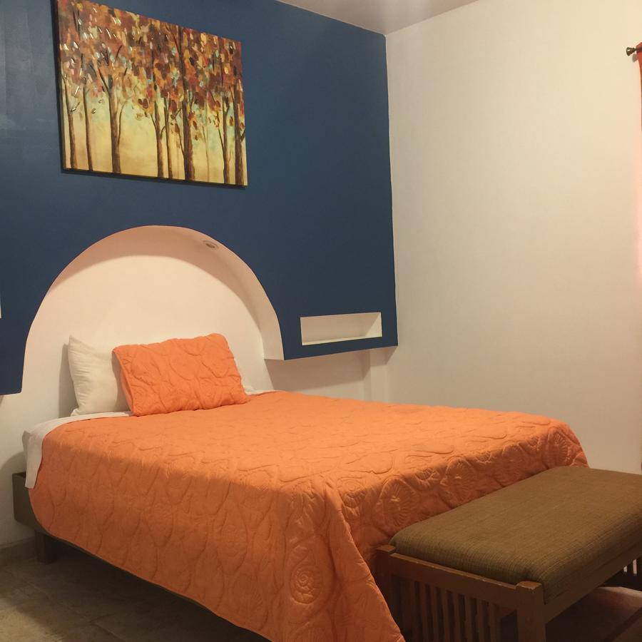 Hotel Revolucion Тихуана Екстериор снимка